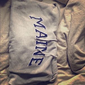 Thick light gray sweatshirt; oversized; “MAINE”